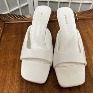She&In, Woman, Sandals Summer, Beige,Sz 39, square toe, open heel, low heel.!